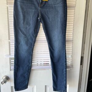 Lee High Rise Slim Fit Skinny Blue Jeans